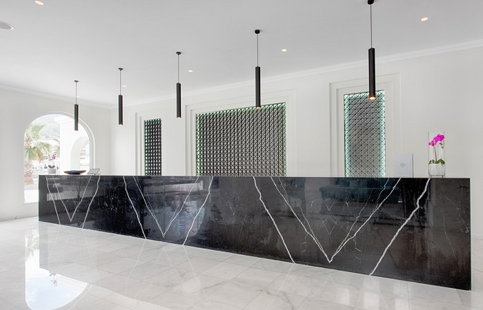 Pietra Grigio: Sophisticated Anthracite Background Color